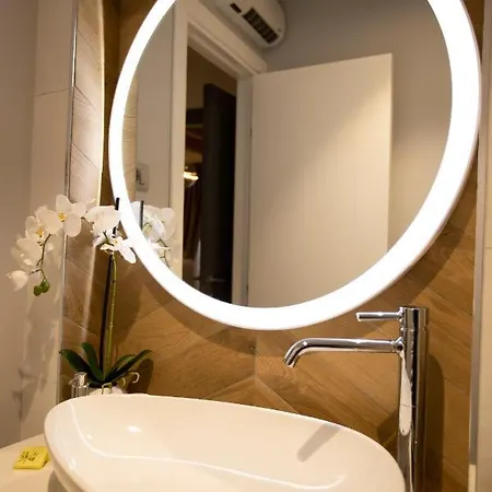 Luxury Lilly 2 * Split