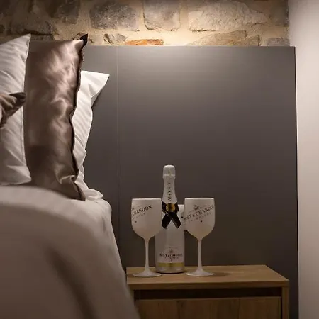 Luxury Lilly 2 Apartament